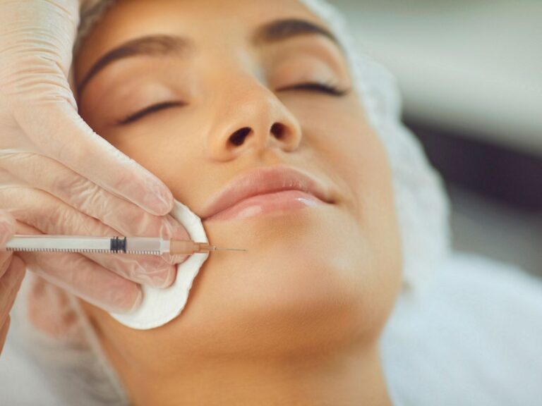 Erdbeerkinn mit Botox behandeln in Hannover